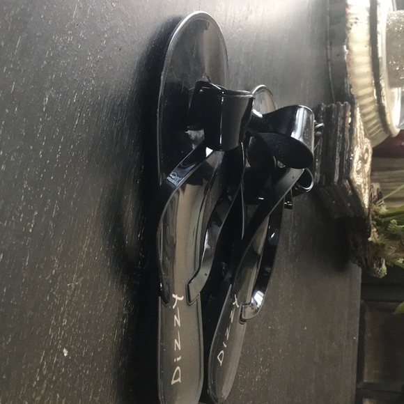 Sandals - Picture 3 of 3